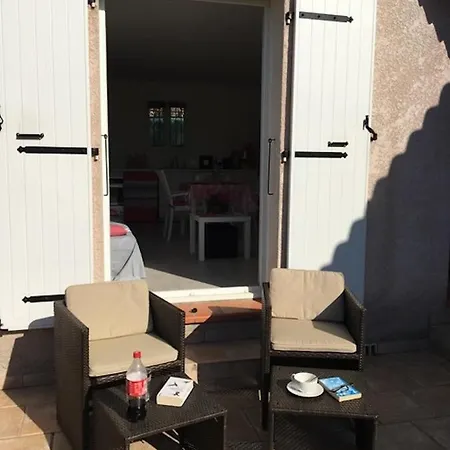 Sous Le Magnolia דירה